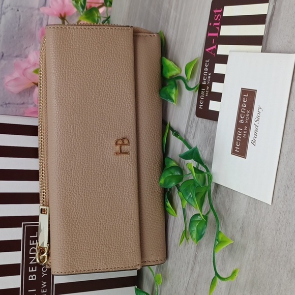 Henri Bendel NWOT Long Wallet - Picture 2 of 10